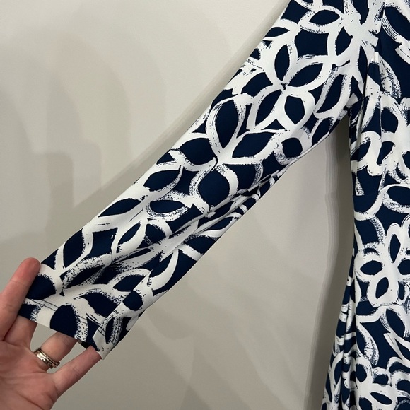 Lauren Ralph Lauren Navy/White Faux Wrap Dress Size 4 Classic Preppy Office - Picture 4 of 10